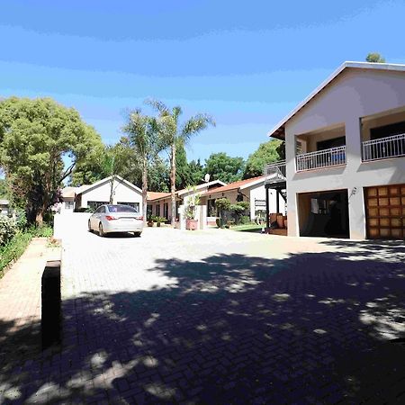 Acacia Grove Guest House Johannesburg Luaran gambar